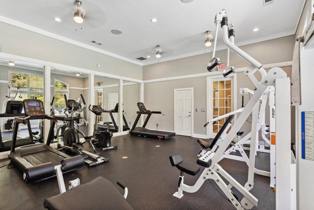 Fitness center at Longwood Vista Apartment Homes in Atlanta GA